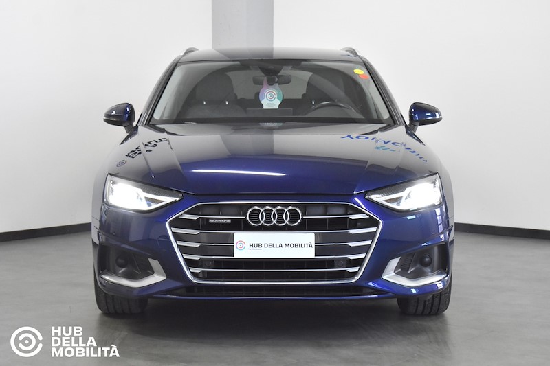 AUDI A4 Avant 40 TDI quattro S tronic Business Advanced